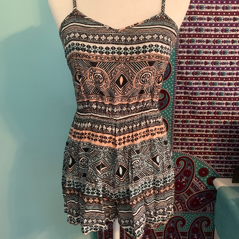 Kendall & Kylie: Romper